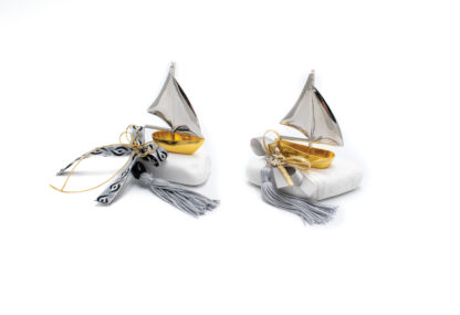 Charm stone and gold boat C0503